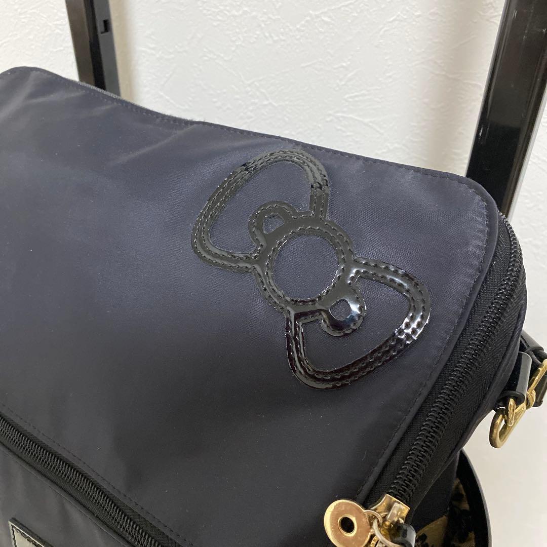 SWANY スワニー　ハローキティ　キャリーバック　キャリーケース　m12