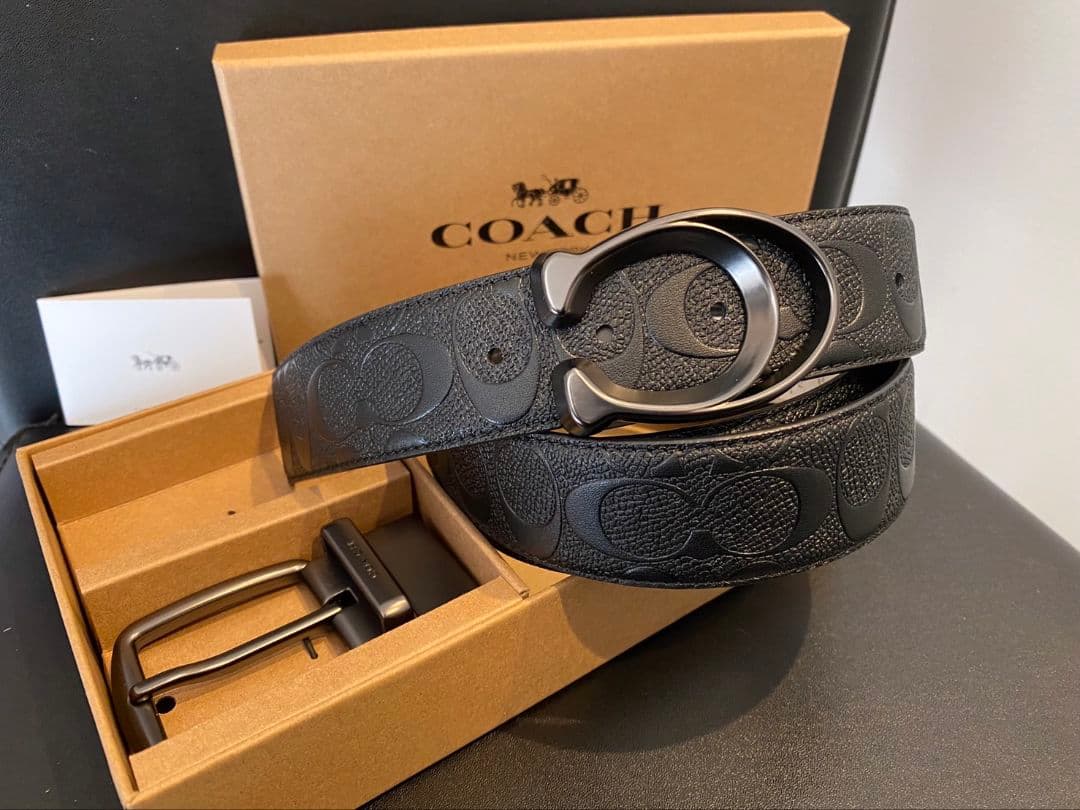 SALE♪コーチ　新品　リバーシブル　シグネチャー　バックル回転フリーサイズ