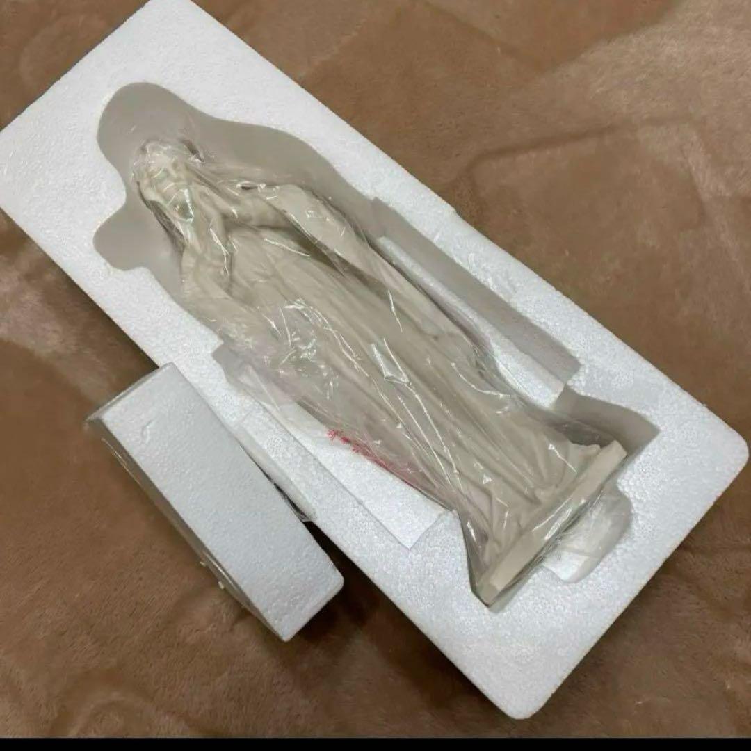 聖母 マリア像 キリスト教美術彫刻像 高さ約29cm