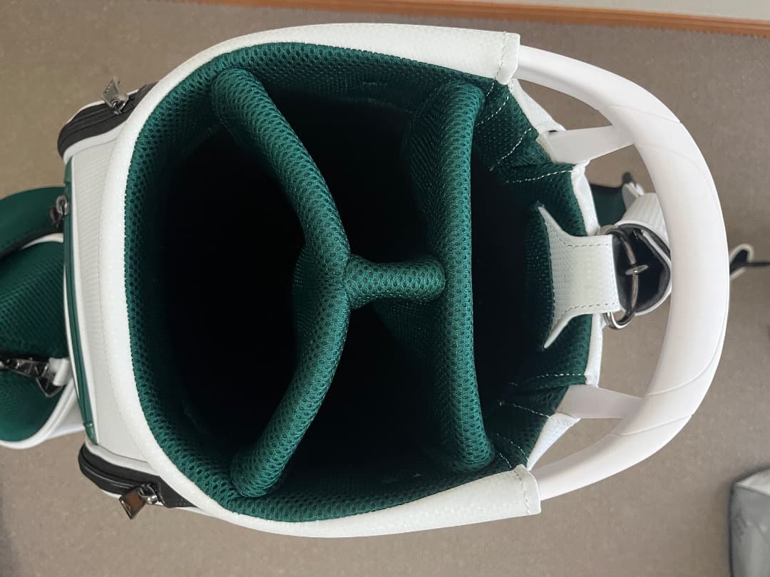 adidas ゴルフキャディバッグ