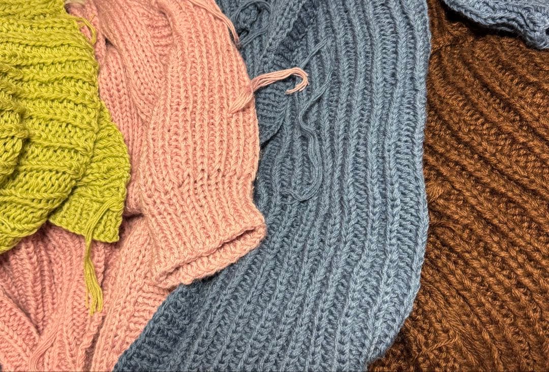 フードニットコート　ロングカーディガン　ダメージニット　コーディガン　手編み