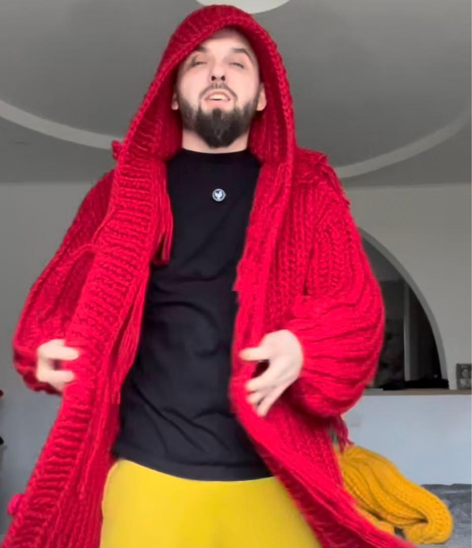 フードニットコート　ロングカーディガン　ダメージニット　コーディガン　手編み