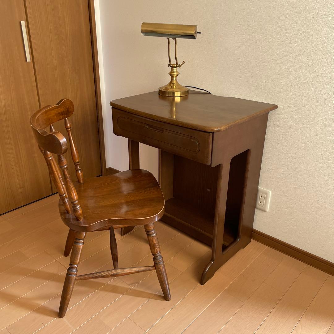 カリモク　デスク