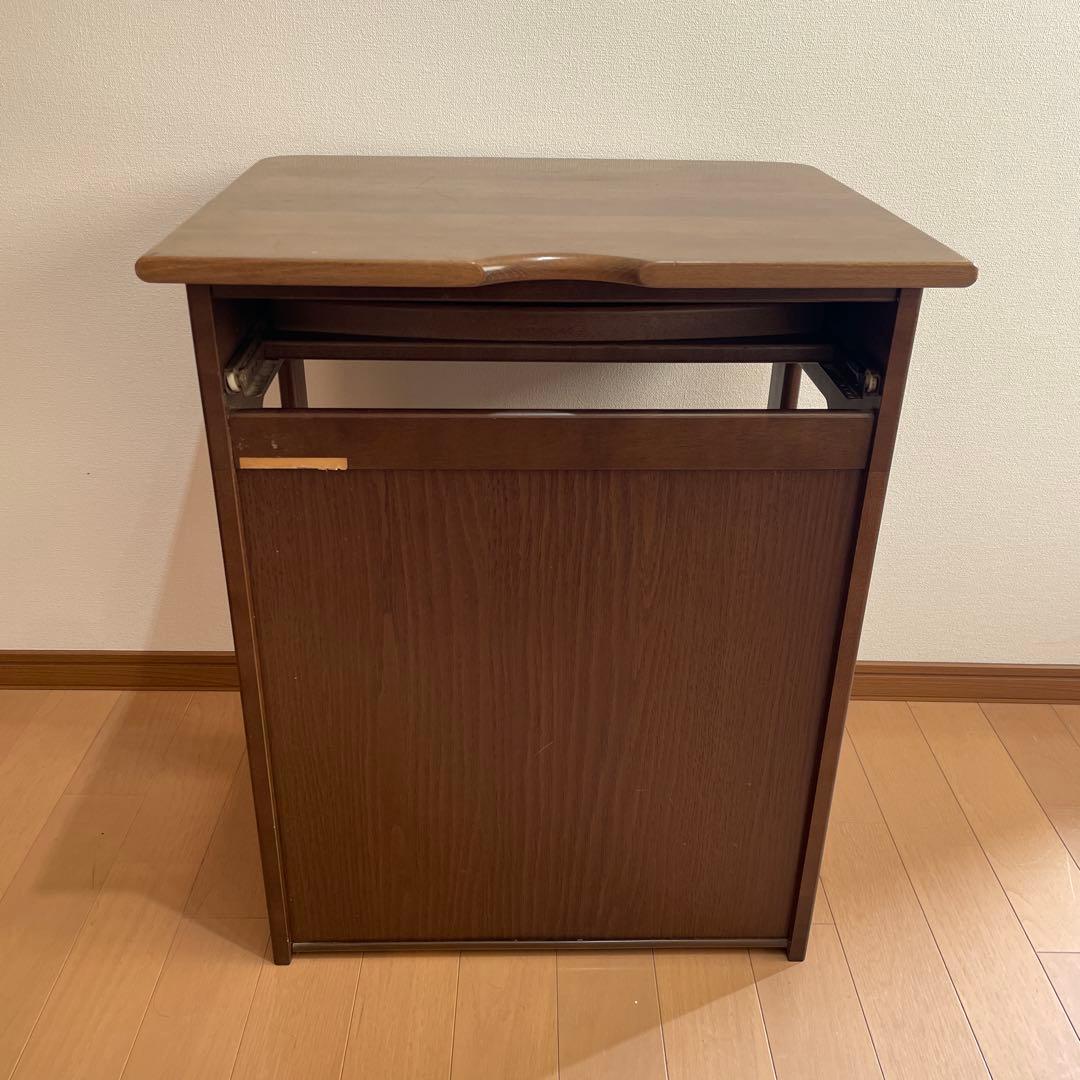 カリモク　デスク