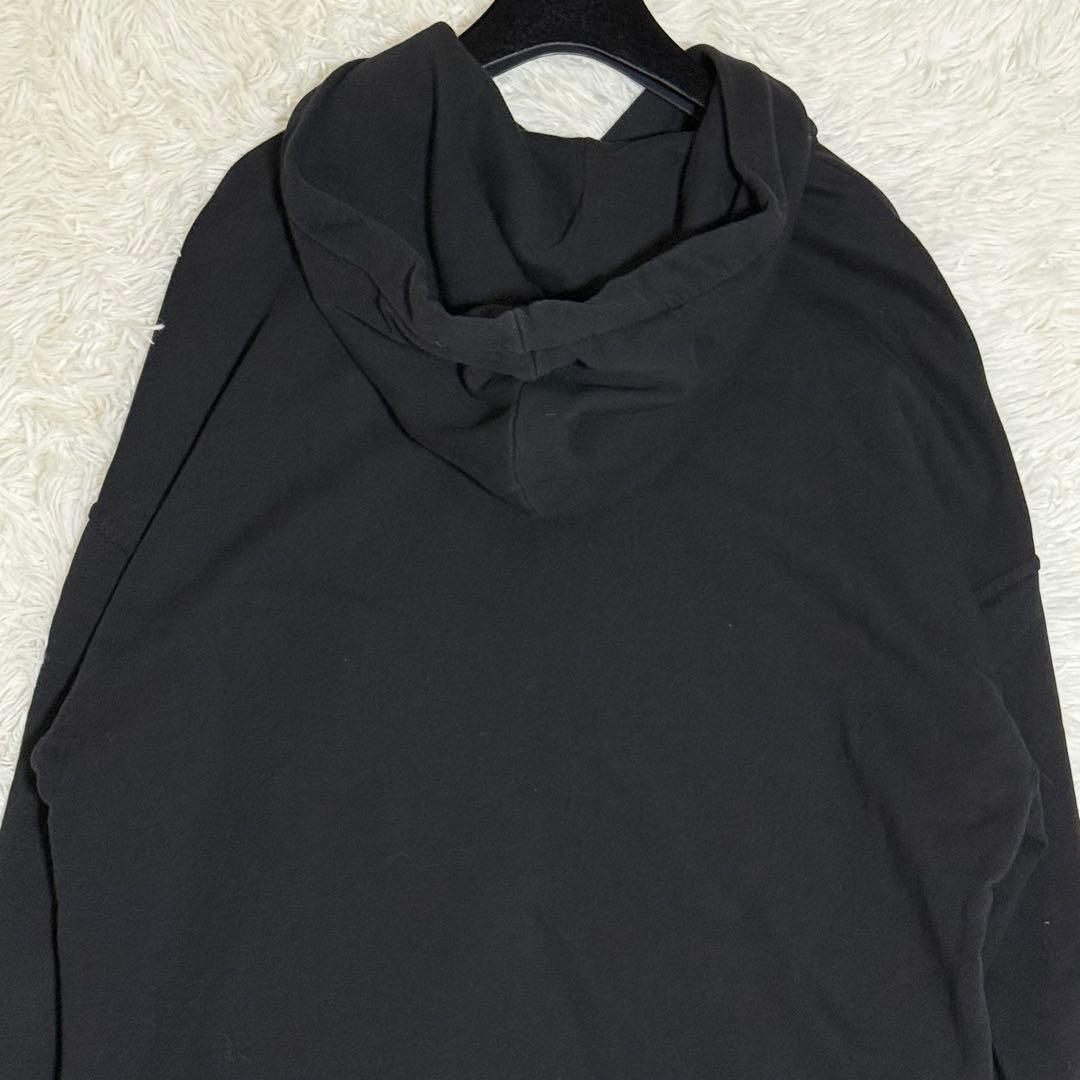 【目玉焼き】GIVENCHY　プルオーバーパーカー　ブランドロゴ　フード