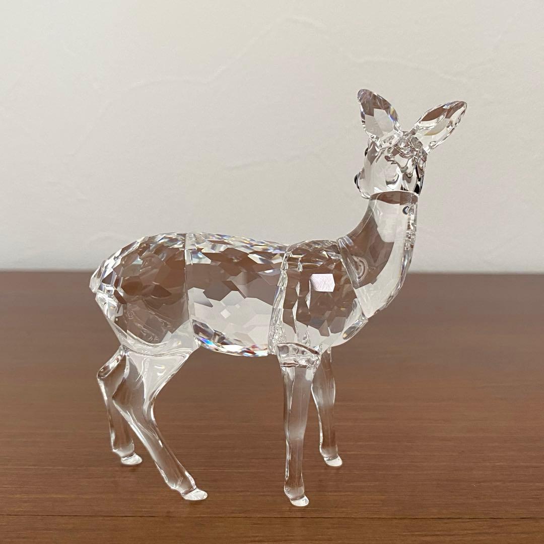 SWAROVSKI スワロフスキー クリスタル 雌ジカ 鹿 置物