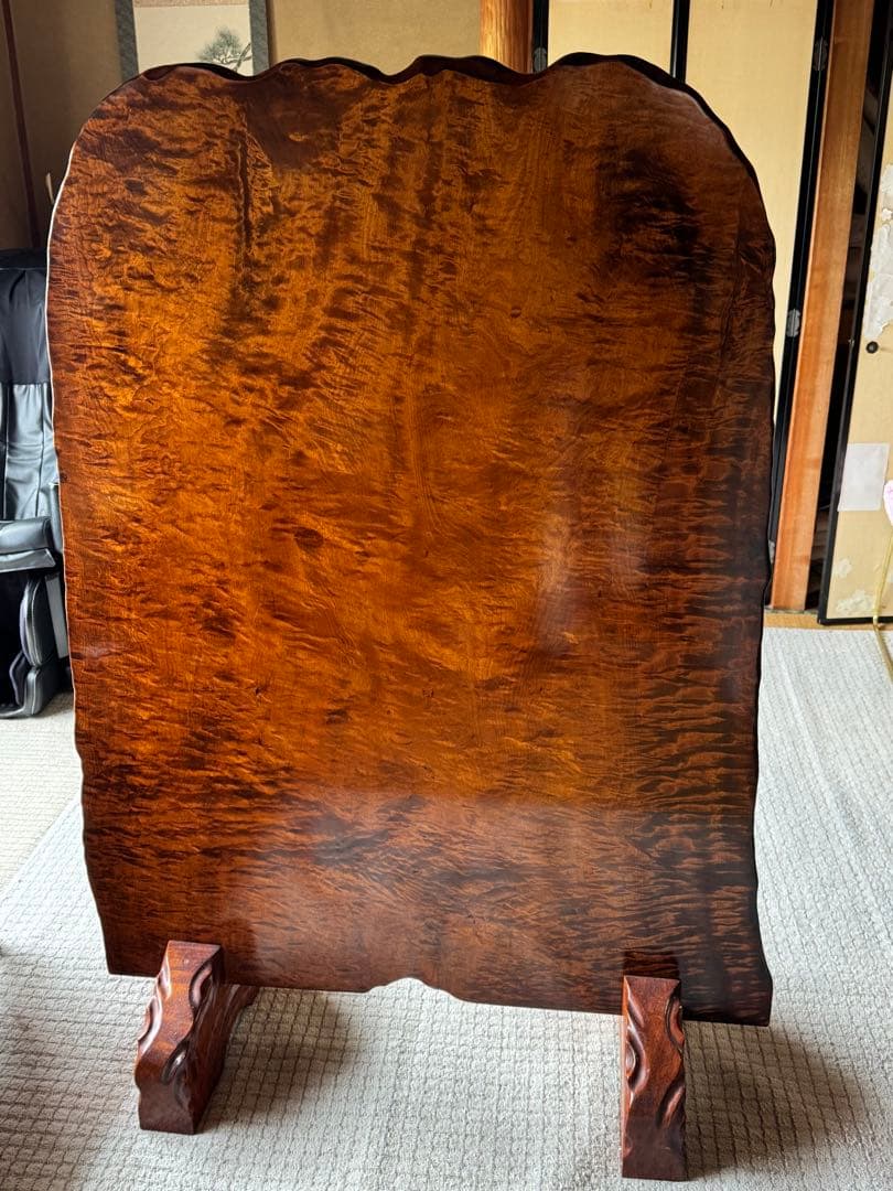 トチの木　衝立