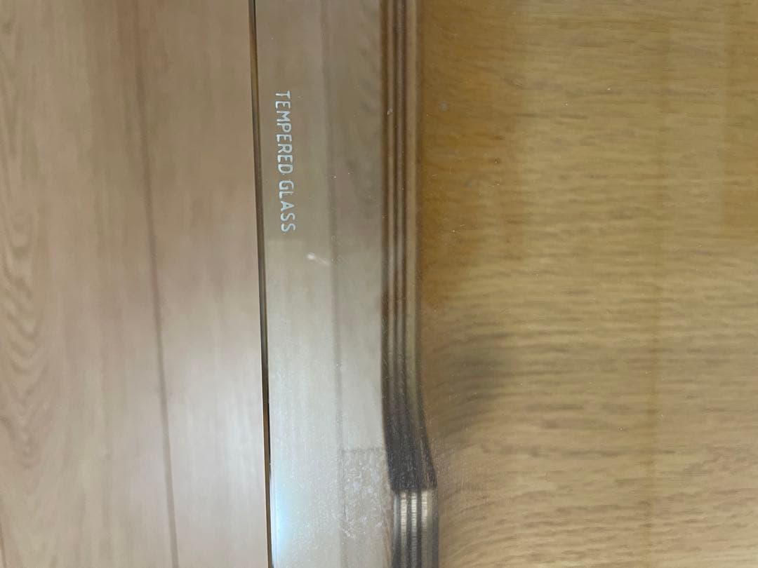 ニトリ　ガラス天板の木製センターテーブル