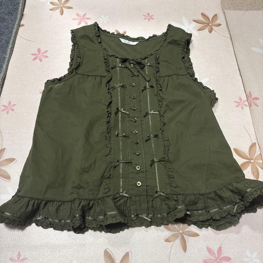 ピンクハウス　サテンリボンが可愛いオーバーベスト