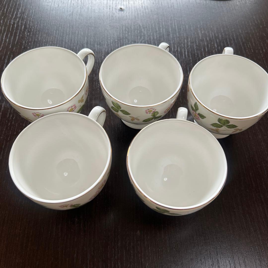 【ウェッジウッド】ワイルドストロベリー　コーヒーカップ＆ソーサー5客＋ミニ皿2枚