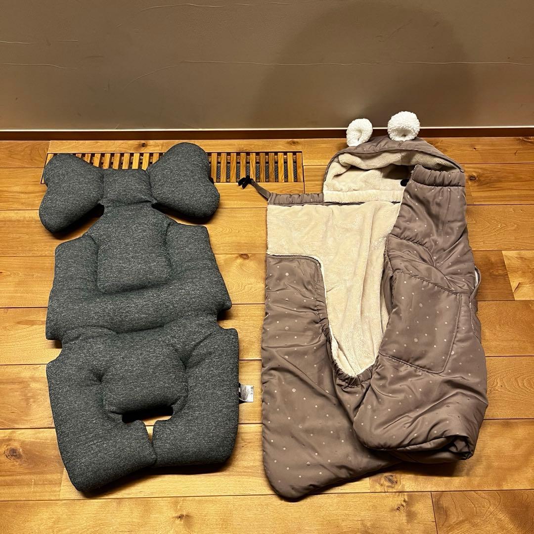 メリオカーボン　2022 ベビーカーシート・ブランケット