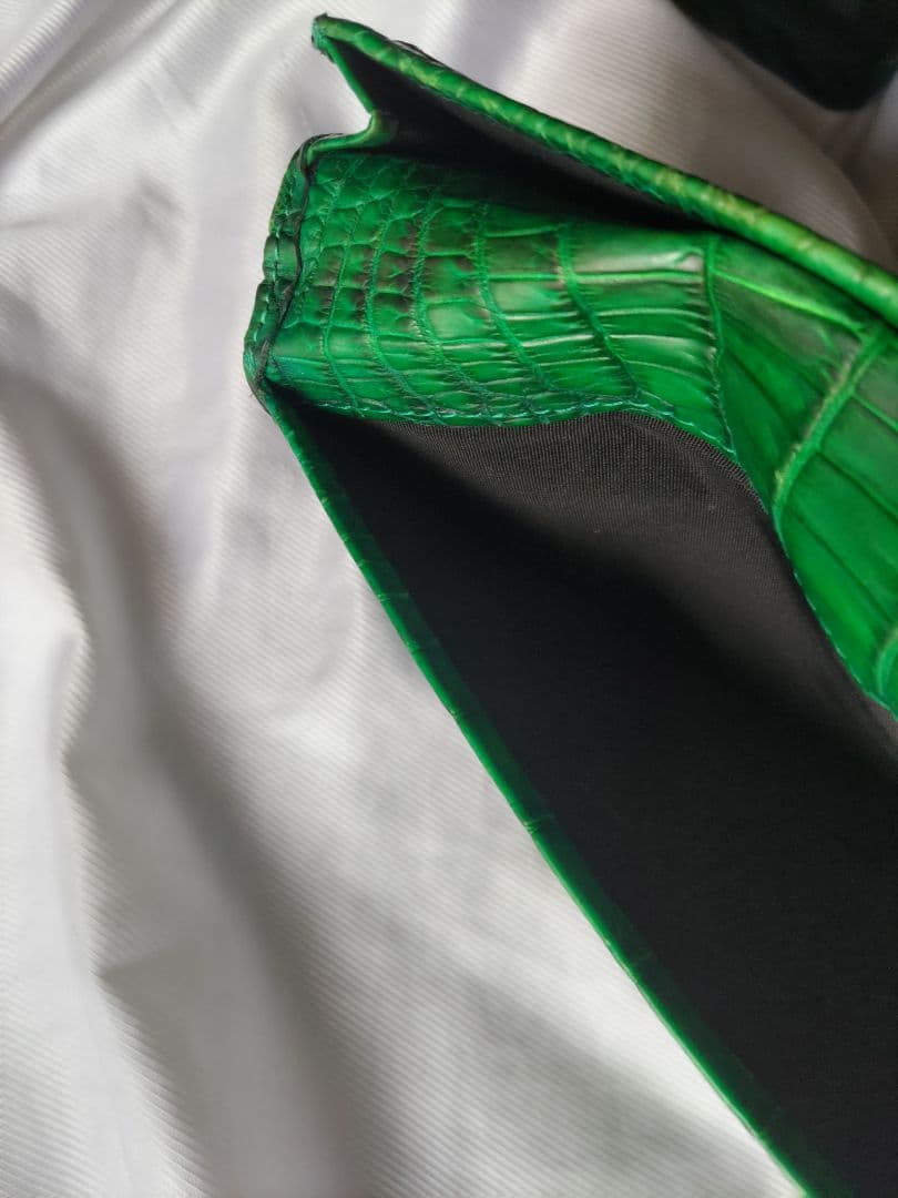 定価11.3万 全面ナイルクロコダイル 長財布 グリーン革芸人日本製