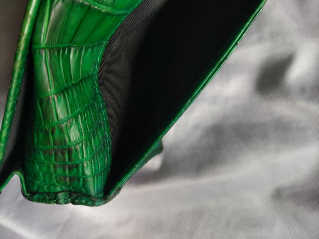 定価11.3万 全面ナイルクロコダイル 長財布 グリーン革芸人日本製
