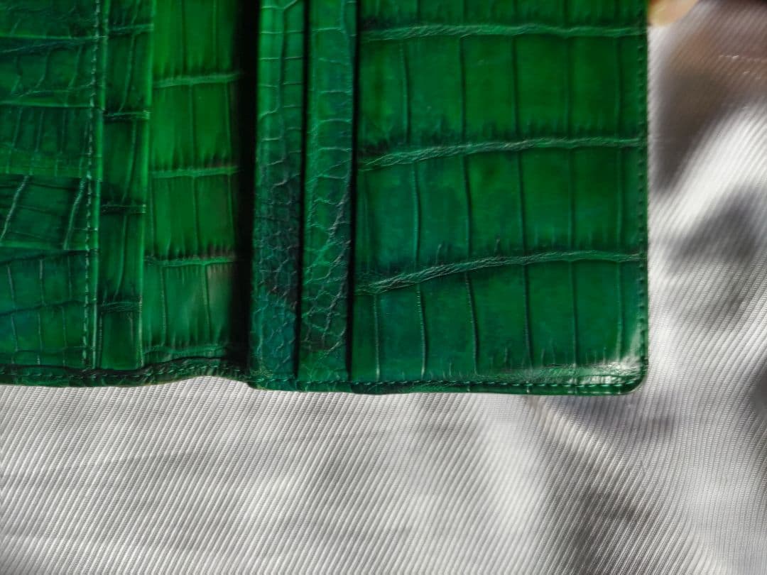 定価11.3万 全面ナイルクロコダイル 長財布 グリーン革芸人日本製