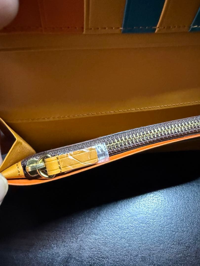 最終値下げ　新品箱付き【ヴィヴィアンウエストウッド】長財布