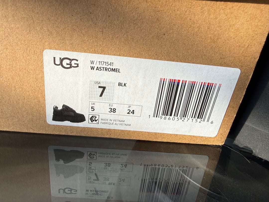 UGG アグ W ASTROMEL アストロメル スニーカー