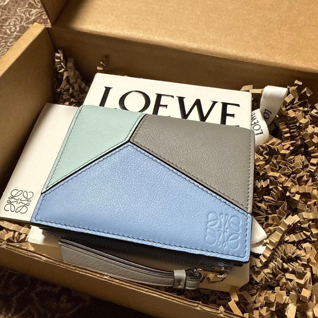 極美品　LOEWE 二つ折り財布 青/グレー/緑