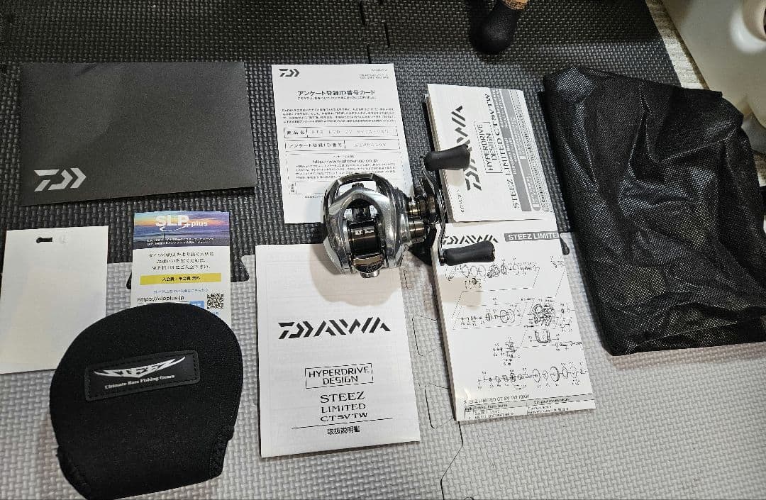 ダイワ25 スティーズ リミテッド CT SV TW 70XH 右ハンドル