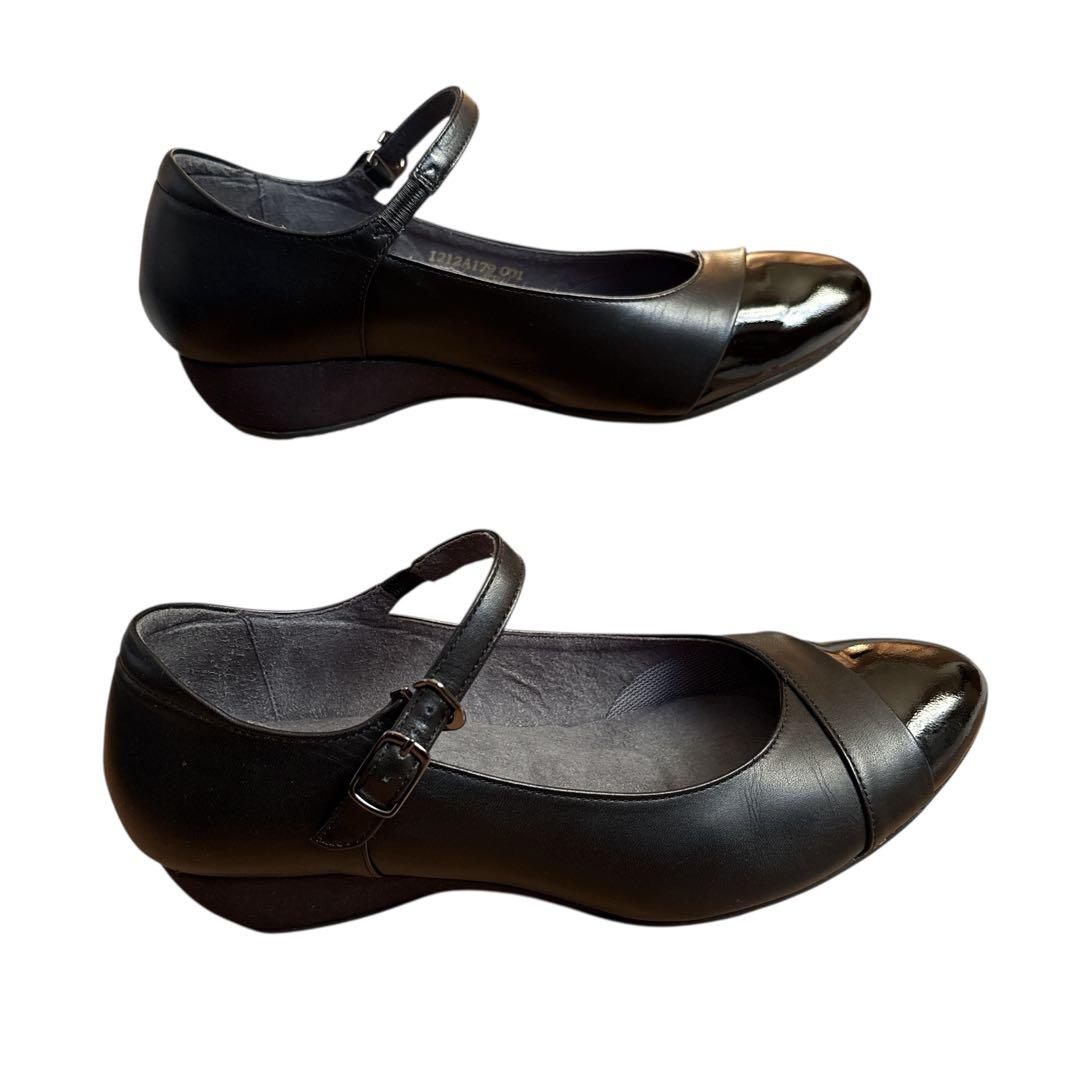 美品✨ pedala ストラップ コンフォート パンプス 23.5㌢ ブラック