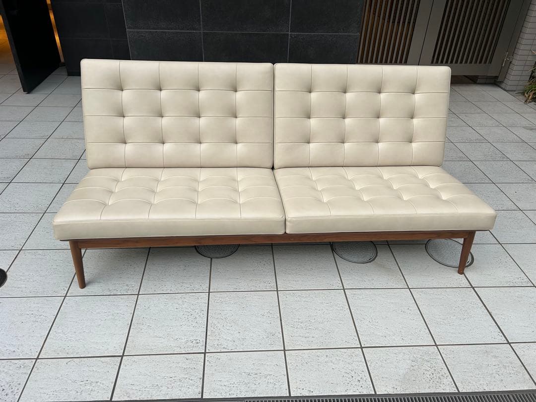 【美品】カリモク レザー　ソファ　WB5003 定価約50万