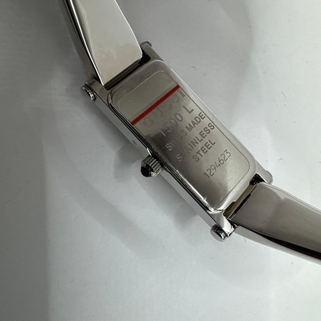 新品未使用品 GUCCI 時計 1500L バングルタイプ 稼働品