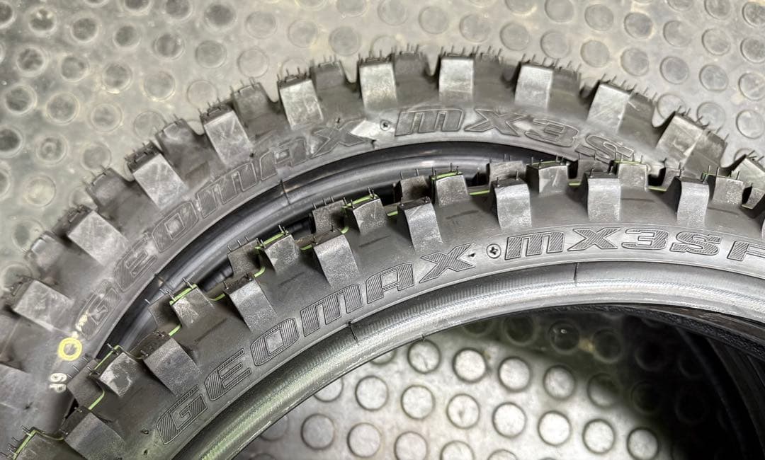 新車外しモトクロスタイヤ　YZ85LW （CRF150Ⅱ等）