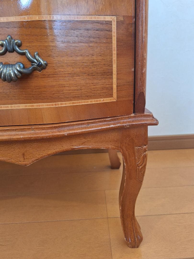 猫脚チェスト 四段タンス　象嵌チェスト　おしゃれインテリア　イタリアン家具