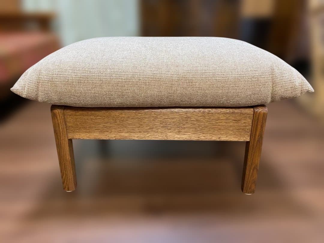 美品　飛騨産業　TR103S 　オットマン　　12c136