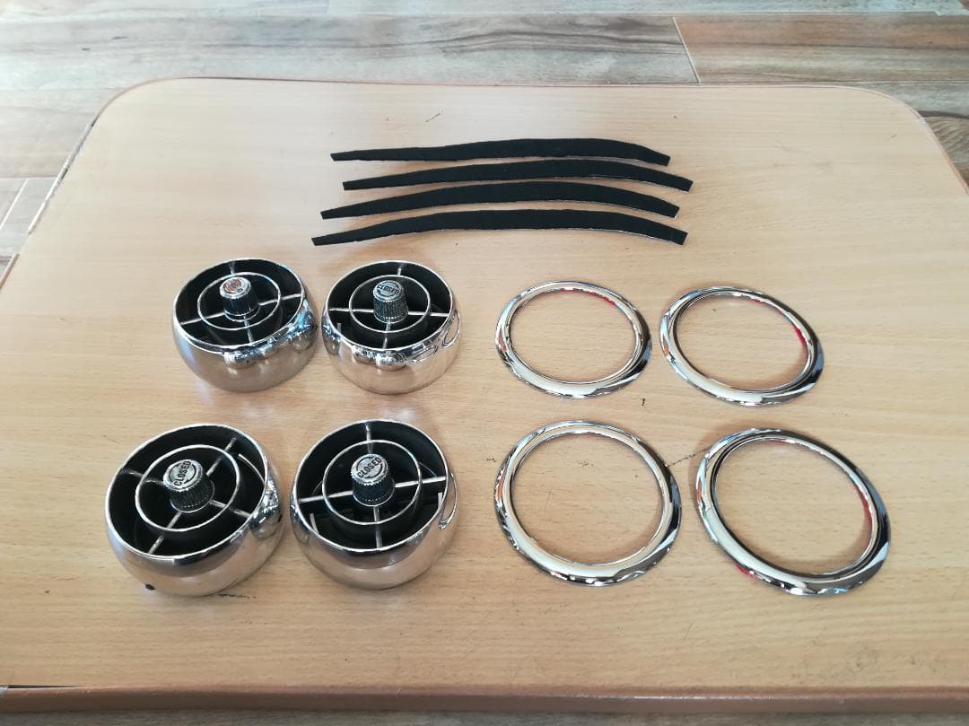 アルトラパン　HE21S　エアコンルーバー　メッキ