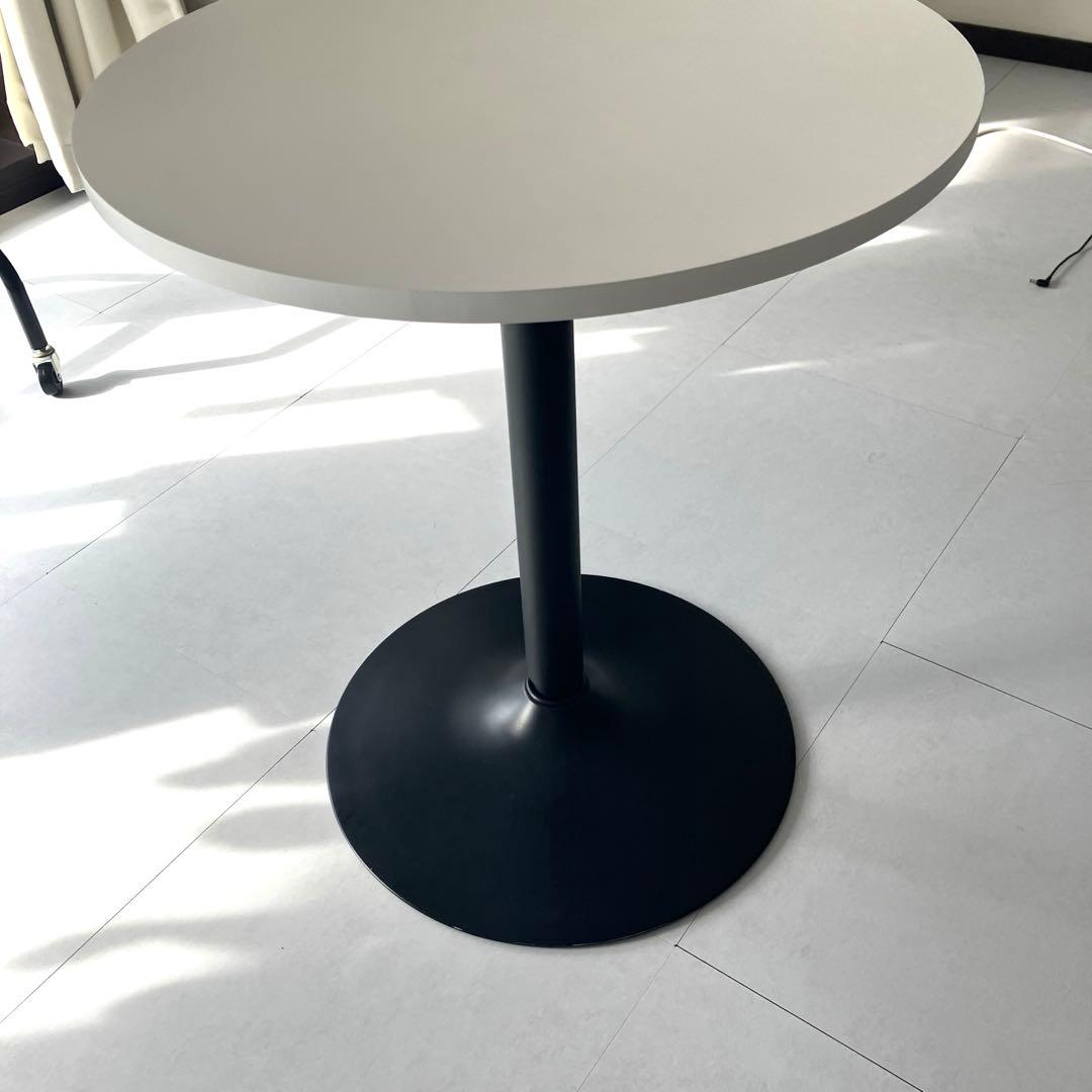 美品　カフェテーブル ホワイト 円形60
