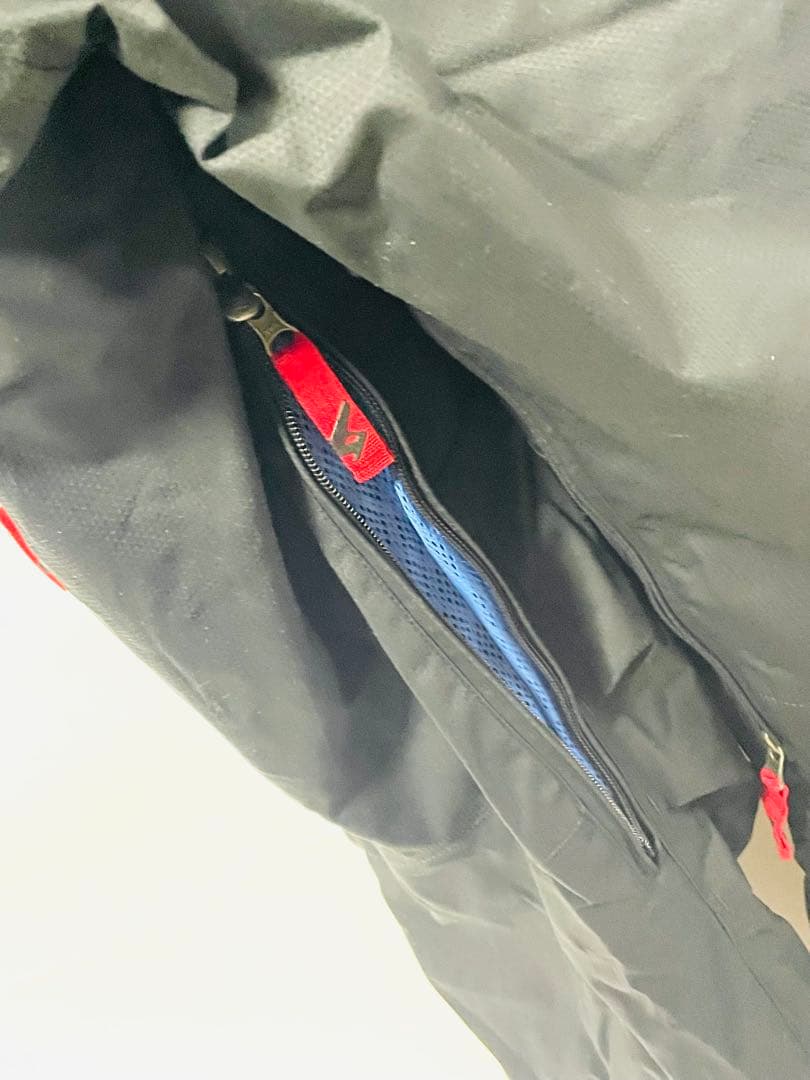 【早い者勝ち】BLUE BLOOD スノーボードウェア　L ツナギ 黒