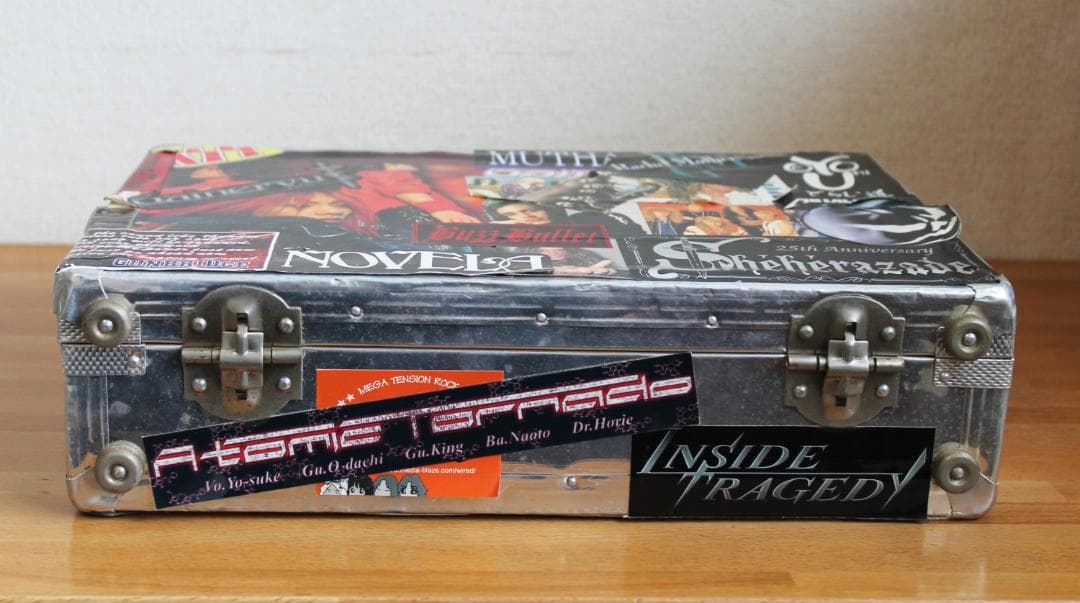 ジュラルミンケース　ロックバンド仕様