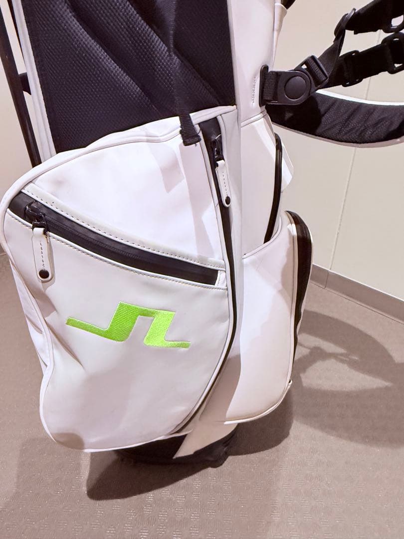 【美品】Vessel × J.Lindebergホワイトキャディバッグ　9型