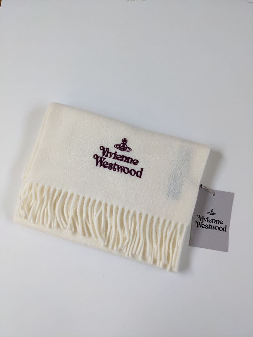 新品BOX/タグ付 ヴィヴィアンウエストウッド マフラー ホワイトマフラー