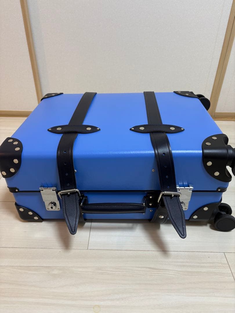 グローブトロッター クルーズ 4輪 34L【新品未使用・保証書付】