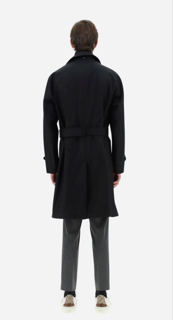 美品　ヘルノ　HERNOメンズ　トレンチコート　近年モデル　クリーニング済み