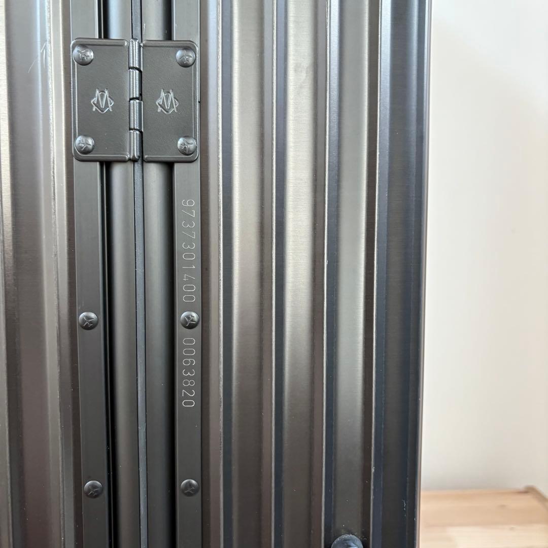 RIMOWA CLASSIC CHECK IN L キャリーケース　ブラック