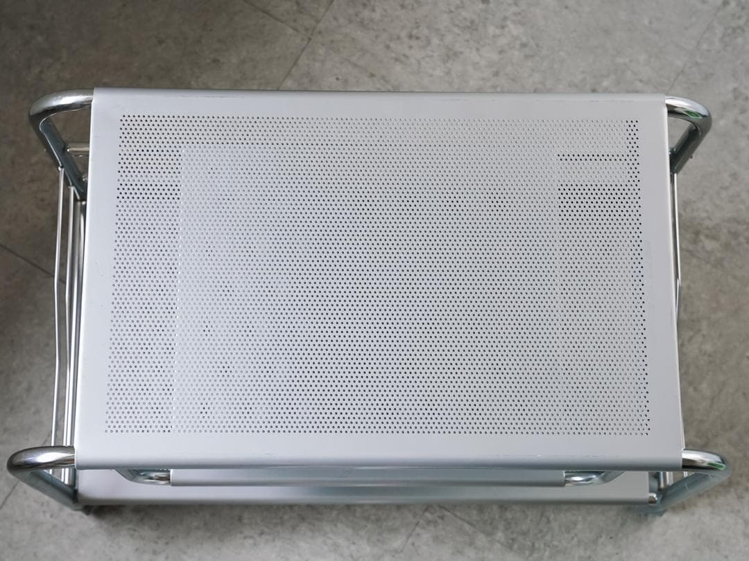 80-90's vintage パンチングメタル テーブル/TVボード モダン