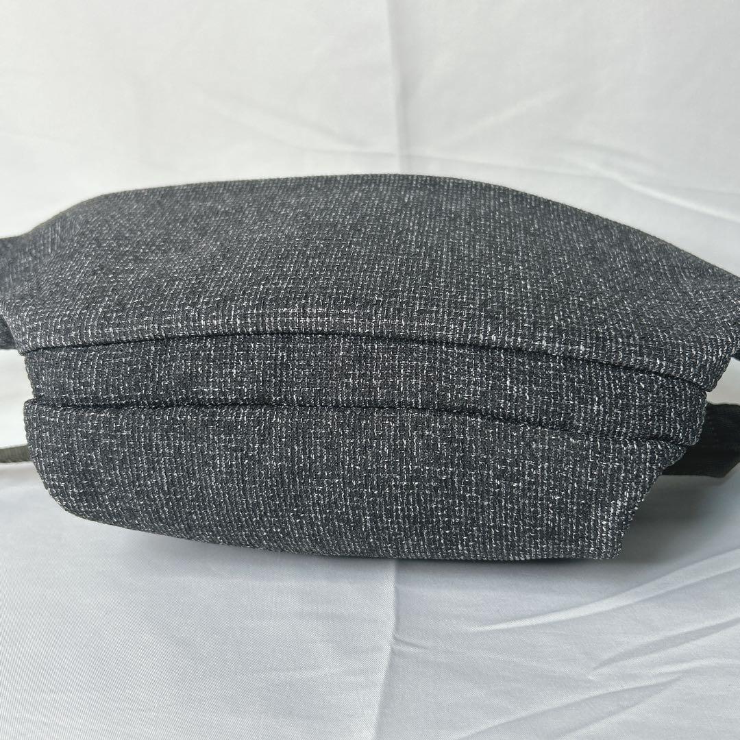 【未使用】 希少デザイン cote&ciel コートエシエル ボディバッグ