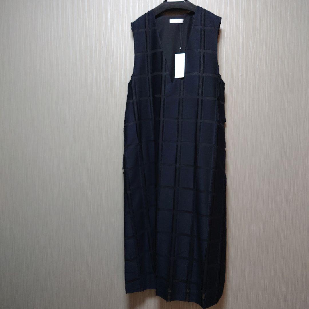 ⚫専用⚫未使用タグ付 アドーアウィンドーペン ジャガードワンピース 黒 38