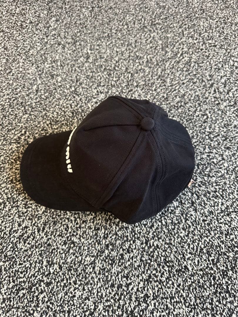 miu miu 黒 ベースボールキャップ未使用