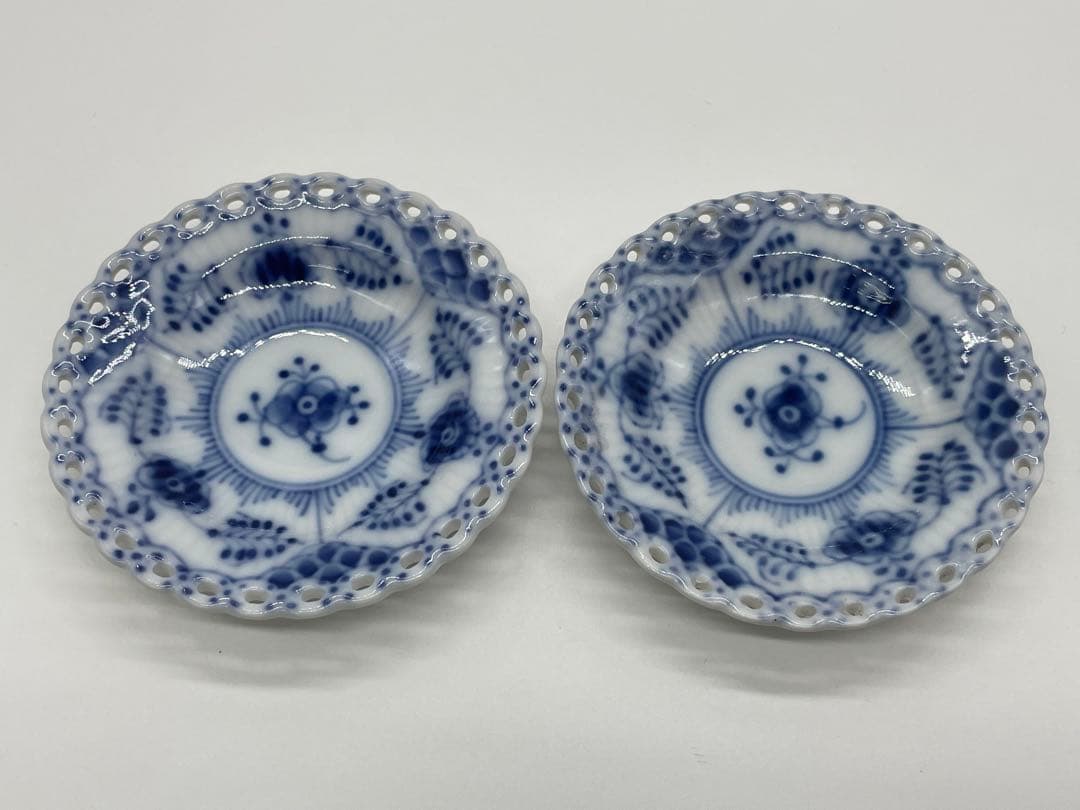 ロイヤルコペンハーゲン ブルーフルーテッドフルレース小皿