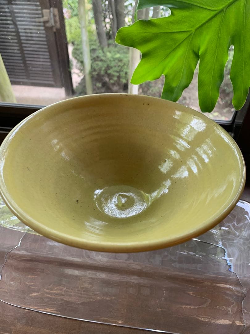 鉢物　器　辛子色　円錐形　中鉢　美品 有元葉子　チェリーテラス