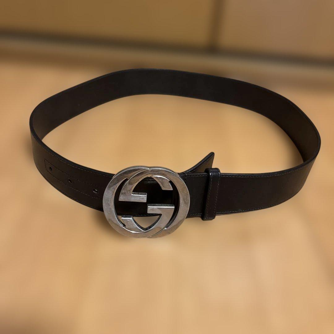 GUCCI 黒 レザーベルト ダブルGロゴ