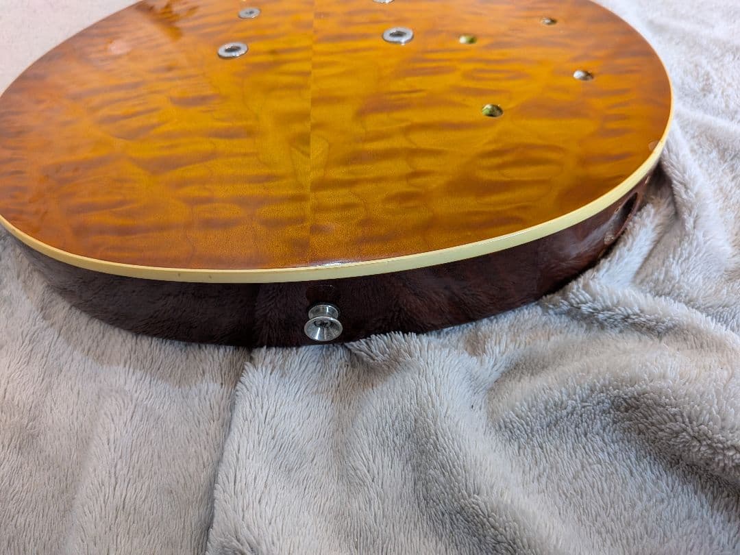 エレキギター ボディ＋ネック ジャンク品 部品取り用（詳細不明）