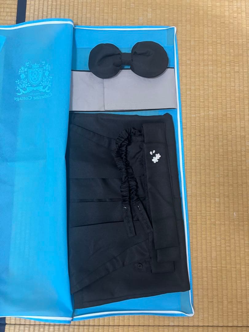 キャサリンコテージローズモーブ×黒 花柄簡単着付け着物 袴160cm 肌襦袢付き