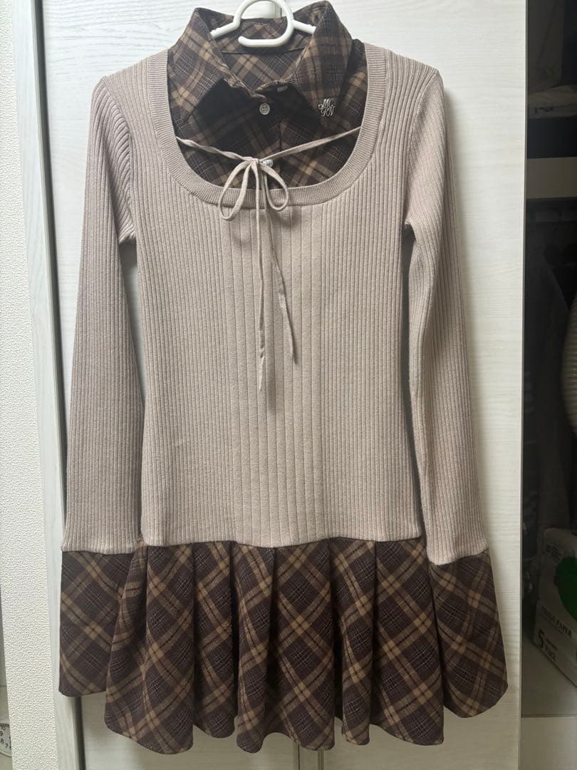 ミシェルマカロン チェックドッキングワンピース モカベージュ