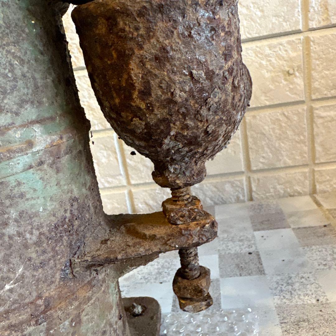 井戸ポンプ　手押しポンプ　レトロ　アンティーク　 ガーデニング