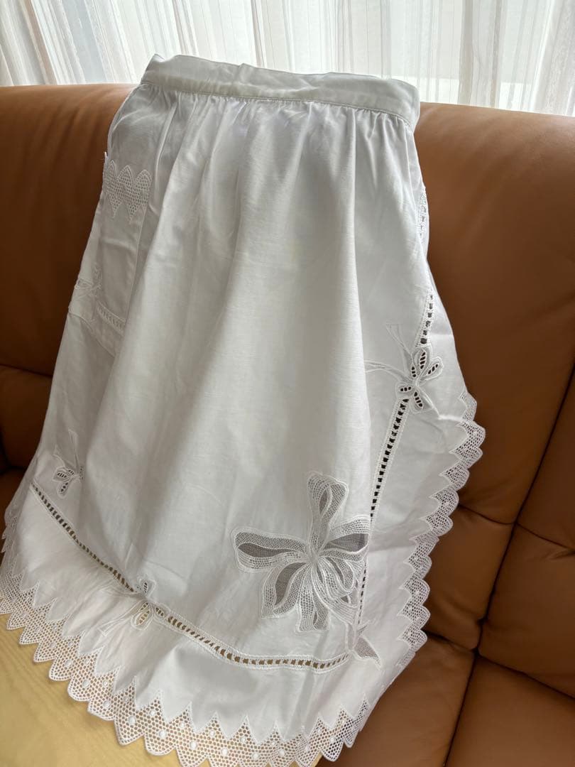 サエラ　エプロン