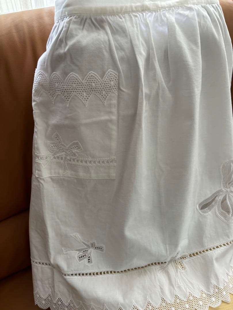 サエラ　エプロン